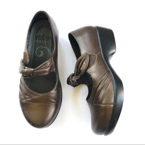 Dansko Women’s maryjane style shoe leather 37/7.5